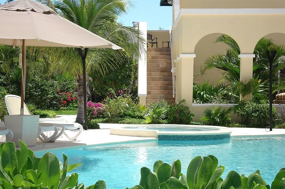 Bungalows At Windsong On The Reef The Bight Settlements Hotel