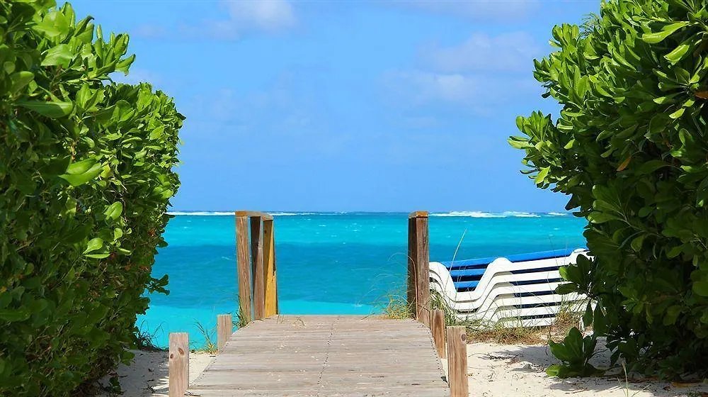 *** Hotel Bungalows At Windsong On The Reef The Bight Settlements Turcas e Caicos
