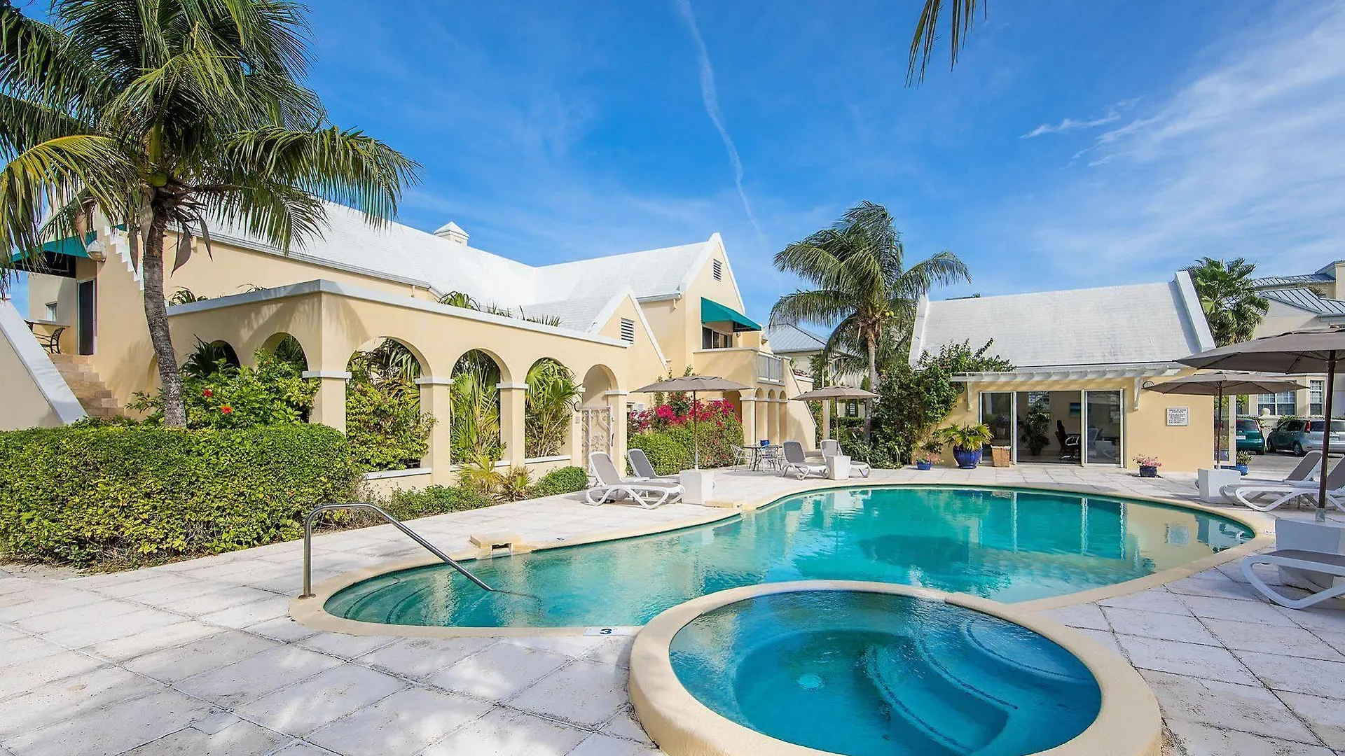 Hotel Bungalows At Windsong On The Reef The Bight Settlements